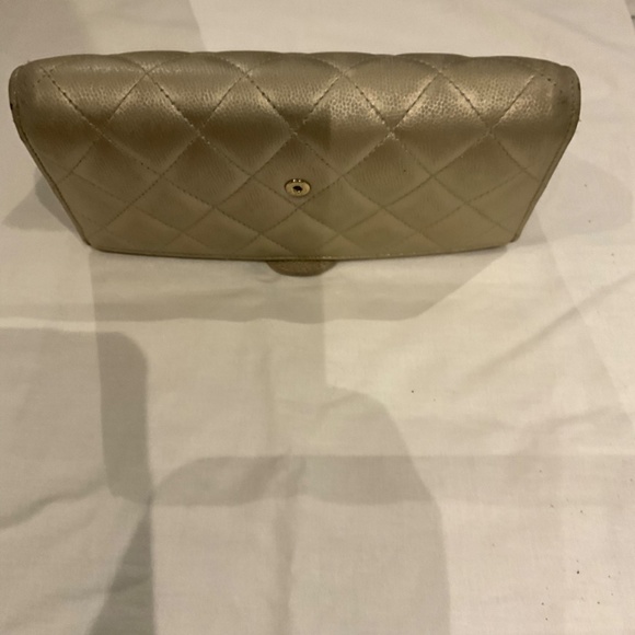 Chanel lambskin quilted large gusset flap wallet - Picture 6 of 6